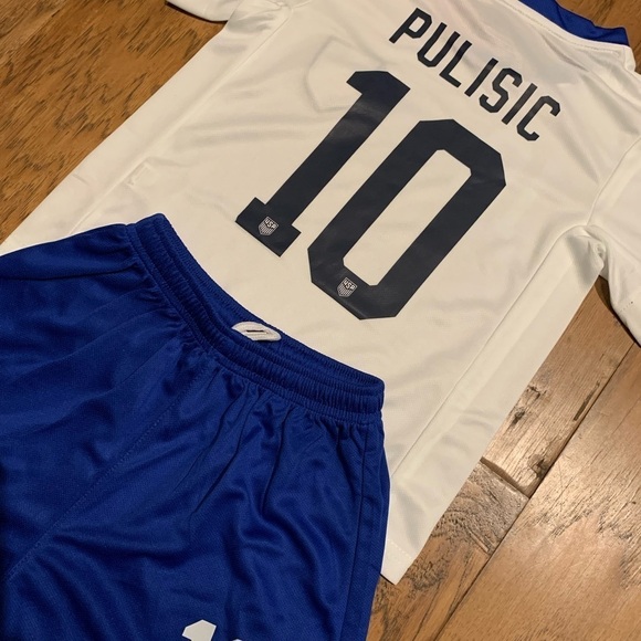 Large Kids 10-12 Christian Pulisic Youth Soccer US Jersey New With Tags Size 28 - Picture 5 of 9